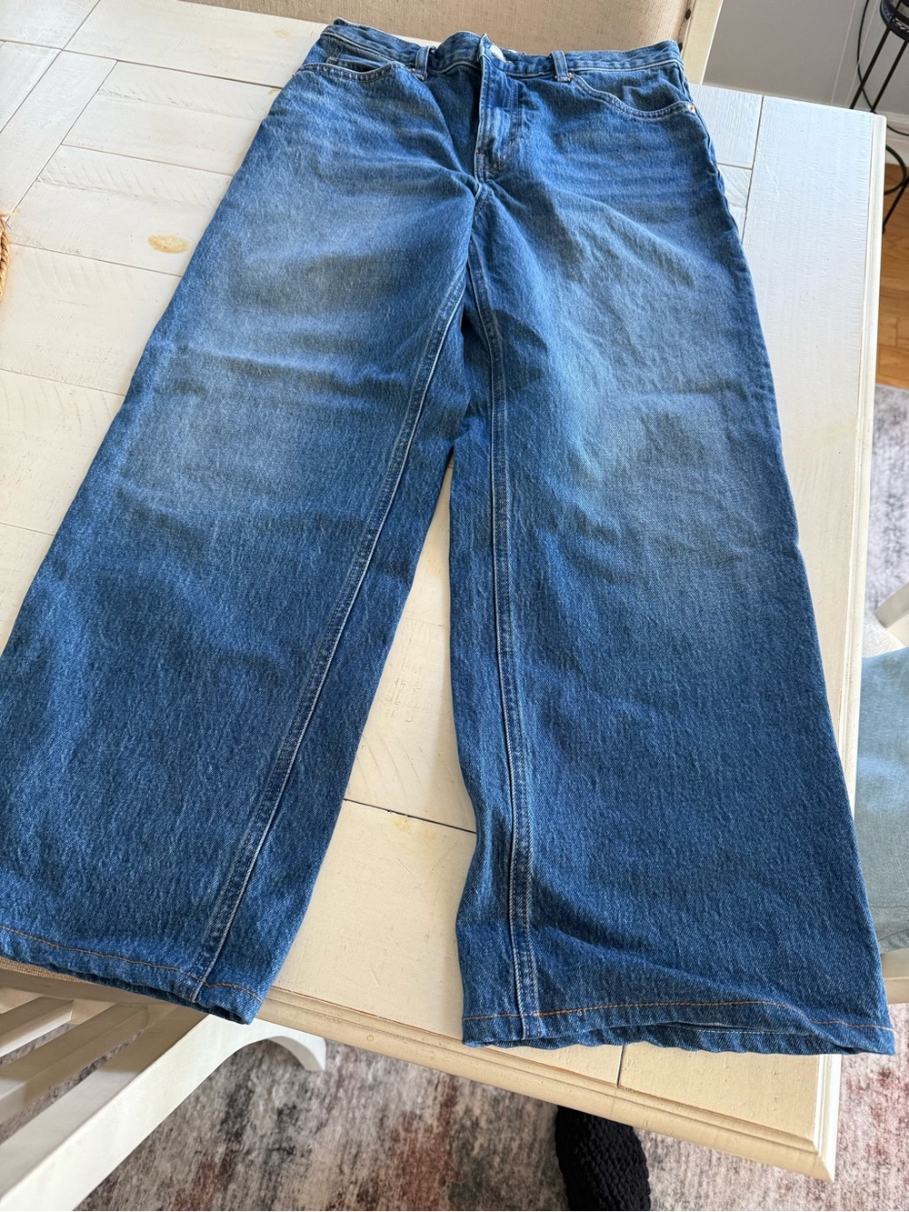 Classic woman’s Wide-Leg Blue Denim Jeans see pics for size